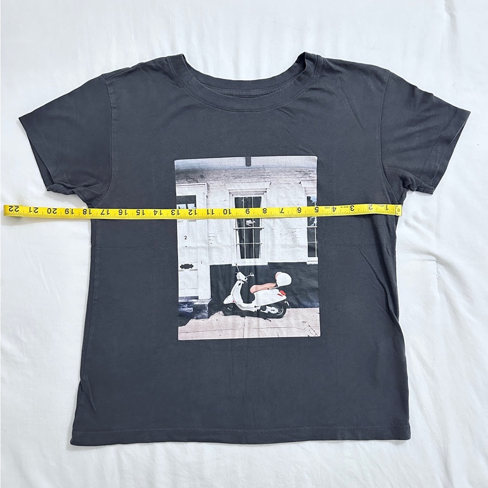 Abercrombie & Fitch Scooter Graphic Short Sleeve Crop Tee - Charcoal Grey - XS - Picture 7 of 10